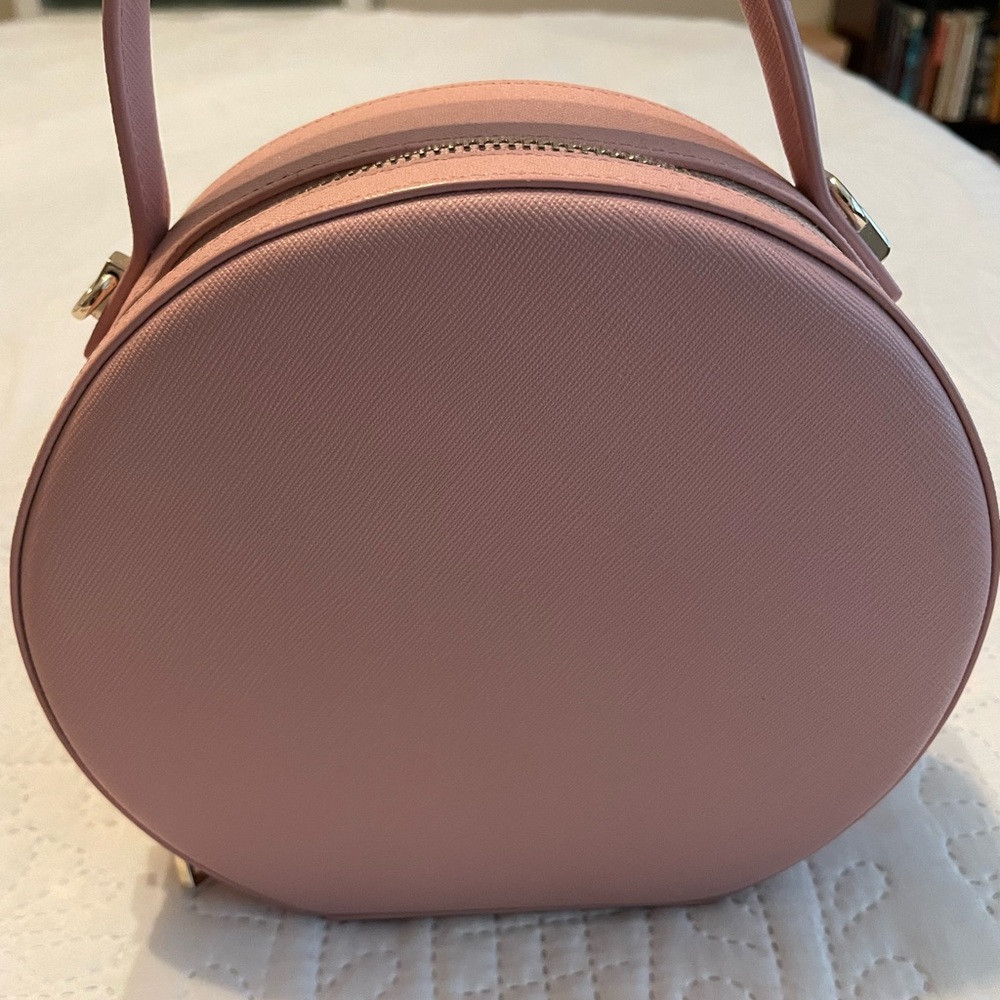 tde. (the daily edited) Circle Bag in Primrose